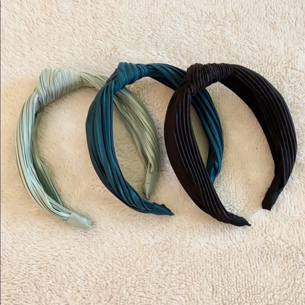 Anthropologie knotted headband set